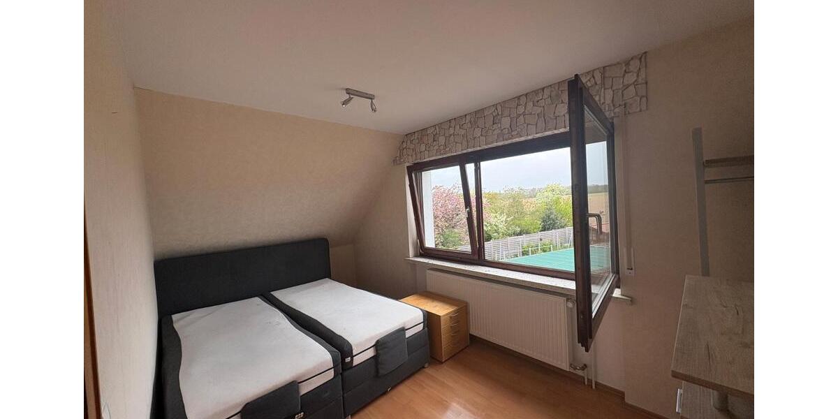 Dachgeschoßwohnung Edemissen - 3 Zimmer, 62 m&sup2;, 465&euro; | Angebot:26301958