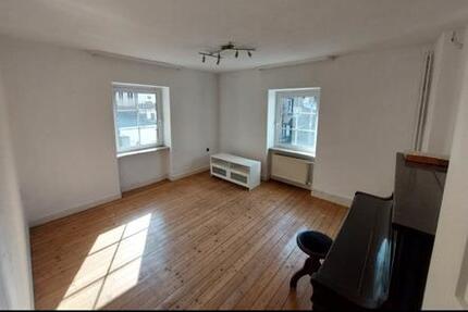 Wohnung Callbach - 9 Zimmer, 170 m&sup2;, 250&euro; | Angebot:24602508