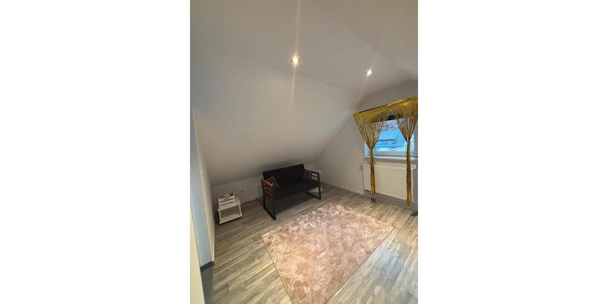 Dachgeschoßwohnung Triberg im Schwarzwald - 2 Zimmer, 55 m&sup2;, 450&euro; | Angebot:24680802