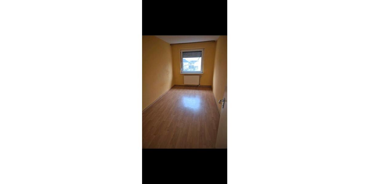 Etagenwohnung Garbsen - 3 Zimmer, 63 m&sup2;, 1.025&euro; | Angebot:26696472