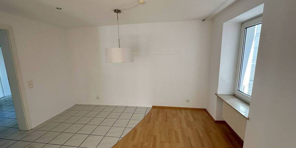 Einfamilienhaus Kaiserslautern Innenstadt - 3 Zimmer, 102 m&sup2;, 990&euro; | Angebot:25928846