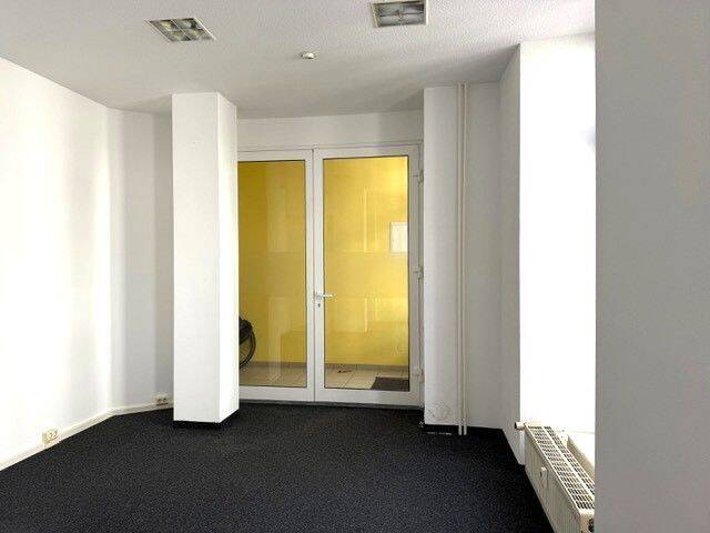 Gewerbeobjekt Güstrow - 1 Zimmer, 32 m&sup2;, 320&euro; | Angebot:25706217