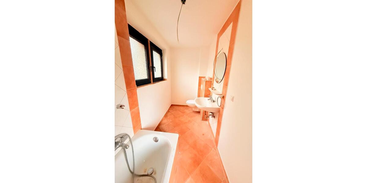 Erdgeschoßwohnung Garbsen Berenbostel - 4 Zimmer, 112 m&sup2;, 1.500&euro; | Angebot:25988525