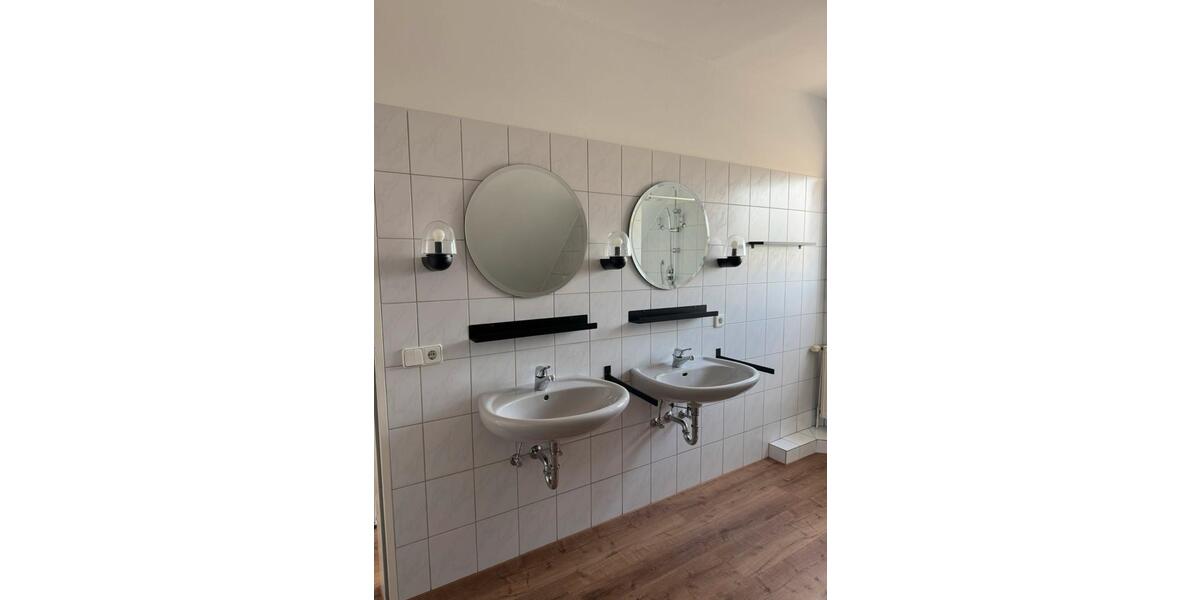 Dachgeschoßwohnung Lingen (Ems) - 2 Zimmer, 77 m&sup2;, 760&euro; | Angebot:26452211