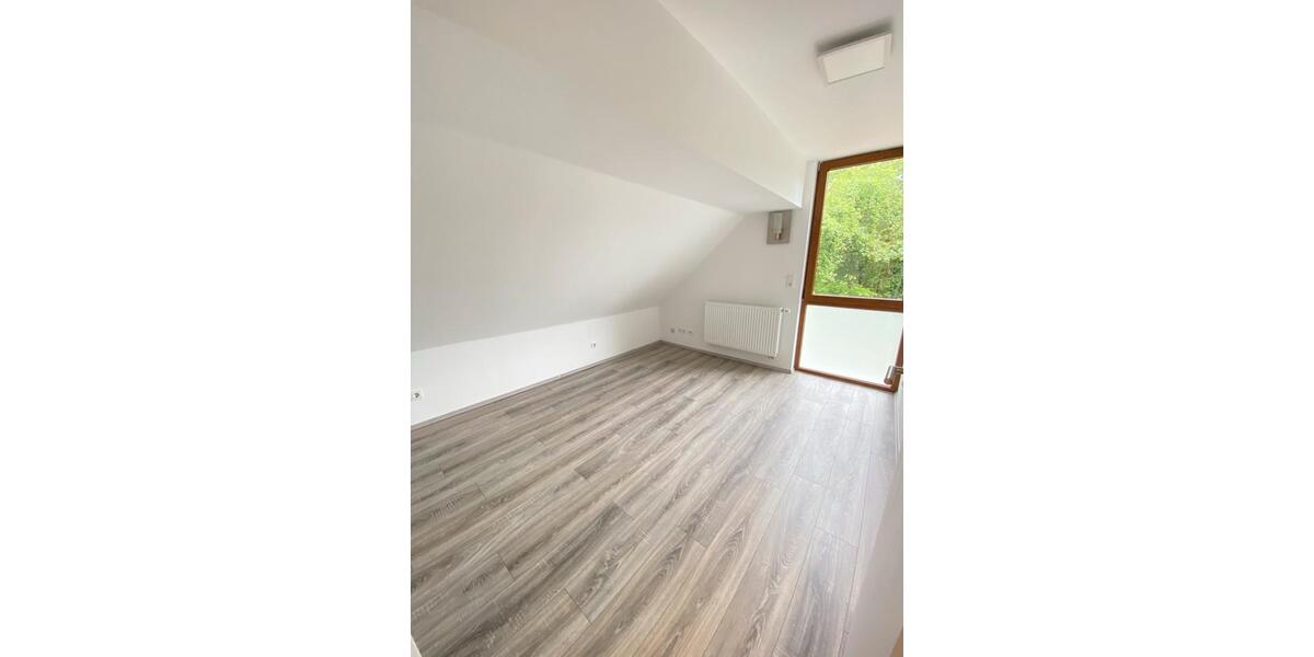 Etagenwohnung Waldbröl - 3 Zimmer, 65 m&sup2;, 680&euro; | Angebot:26152393