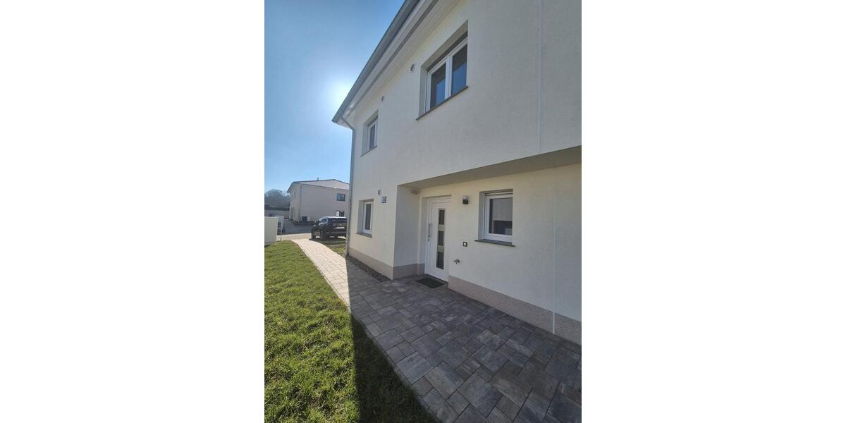 Etagenwohnung Magdeburg Hopfengarten - 5 Zimmer, 135 m&sup2;, 1.800&euro; | Angebot:26030166