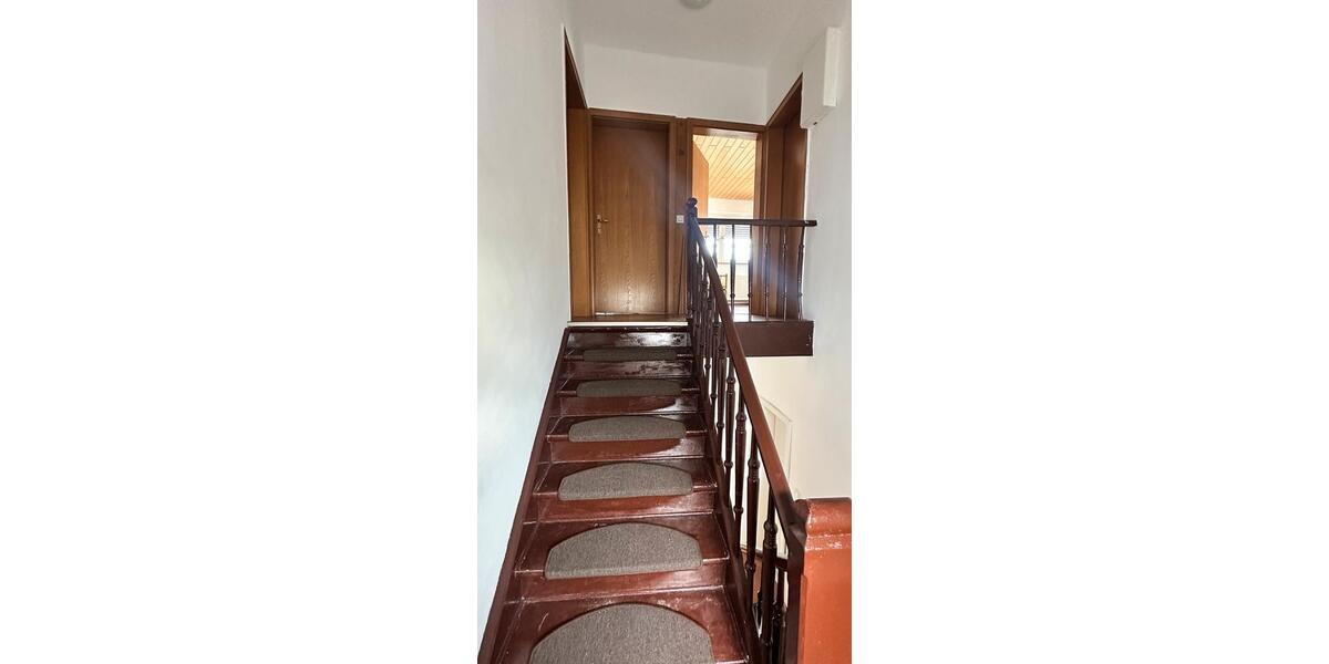 Einfamilienhaus Rodenbach - 6 Zimmer, 150 m&sup2;, 2.500&euro; | Angebot:26210865