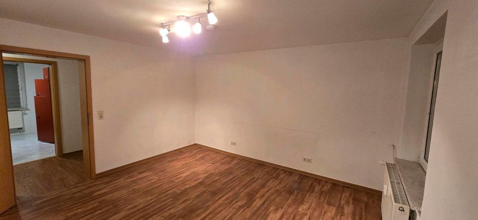 Erdgeschoßwohnung Ebersbach - 5 Zimmer, 65 m&sup2;, 450&euro; | Angebot:26455392