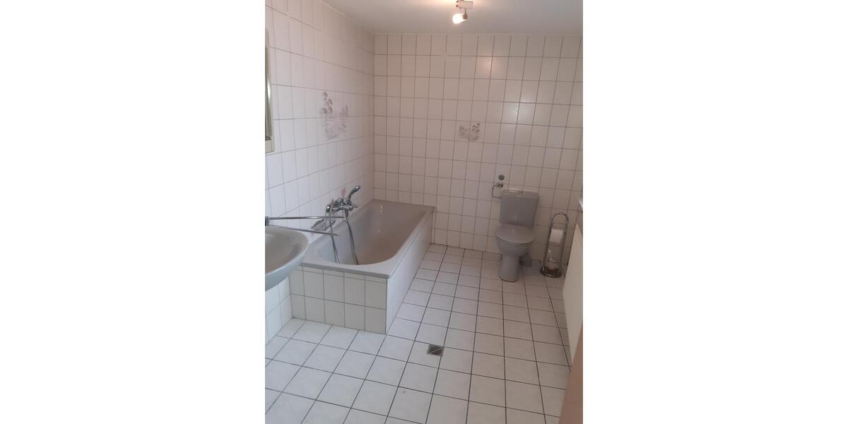 Etagenwohnung Katlenburg-Lindau Lindau - 5 Zimmer, 120 m&sup2;, 840&euro; | Angebot:25779787