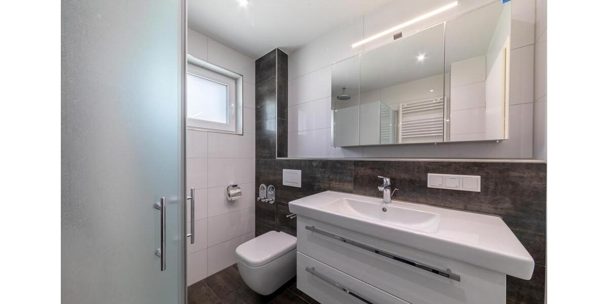 Maisonettenwohnung Mainz Laubenheim - 4 Zimmer, 131 m&sup2;, 2.950&euro; | Angebot:25053132