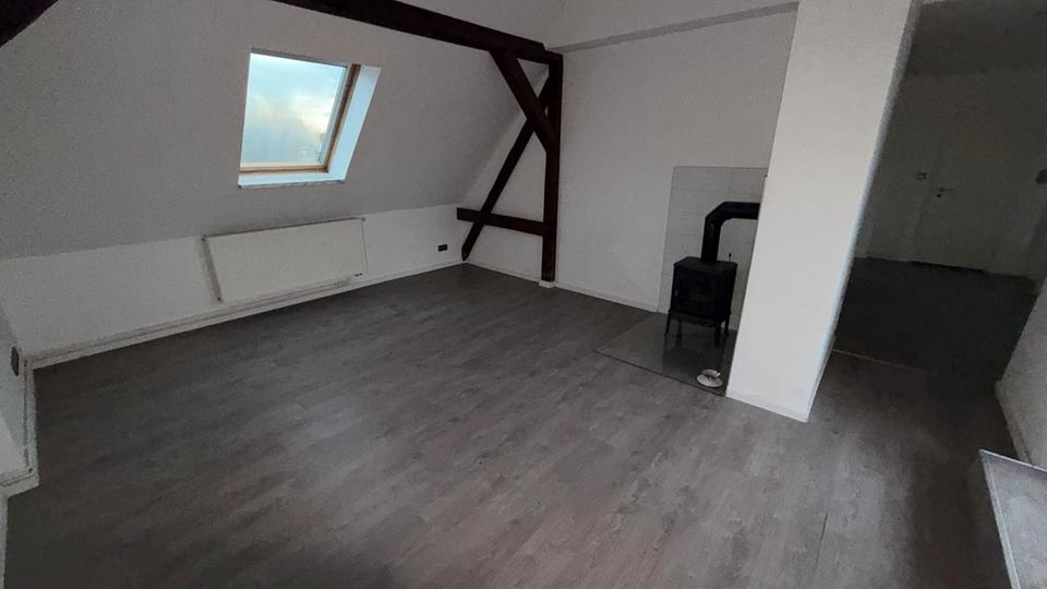 Dachgeschoßwohnung Falkensee - 2 Zimmer, 90 m&sup2;, 1.350&euro; | Angebot:24597937