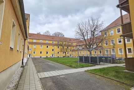 Wohnung Altenburg - 3 Zimmer, 70 m&sup2;, 475&euro; | Angebot:26563033