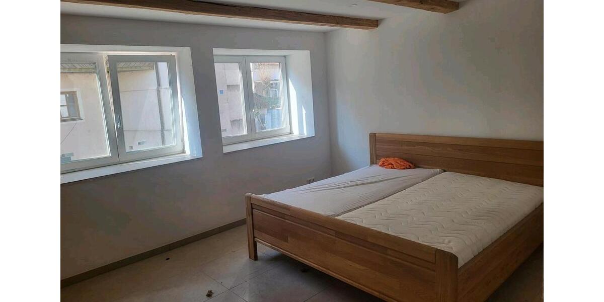 Etagenwohnung Mainburg - 1 Zimmer, 70 m&sup2;, 1.000&euro; | Angebot:25839024