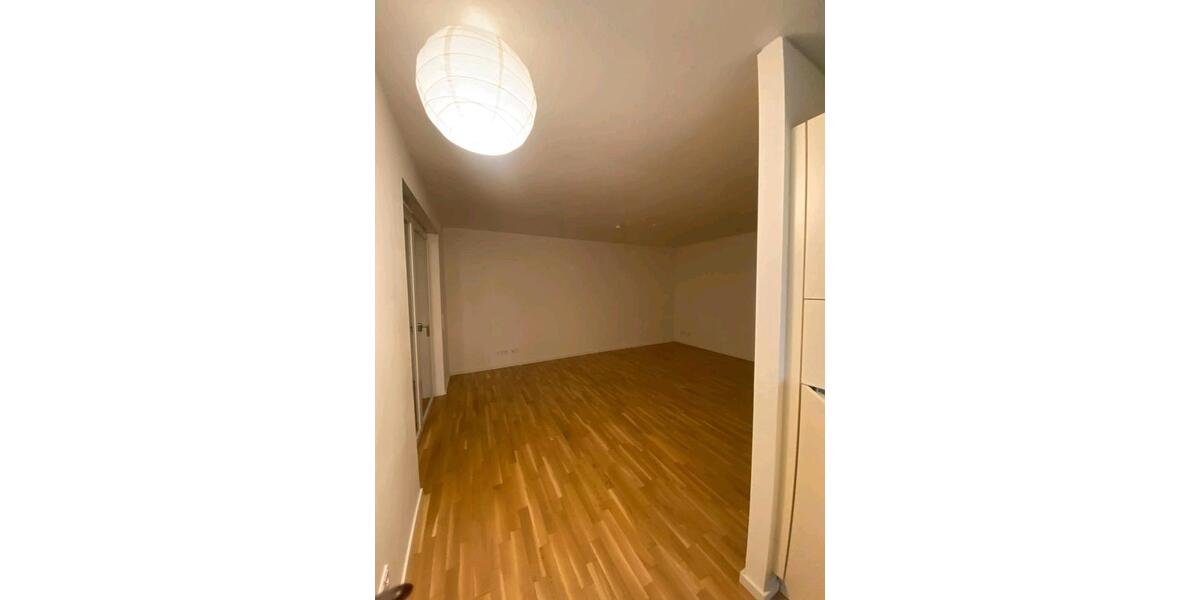 Erdgeschoßwohnung Berlin - 1 Zimmer, 42 m&sup2;, 935&euro; | Angebot:24849980