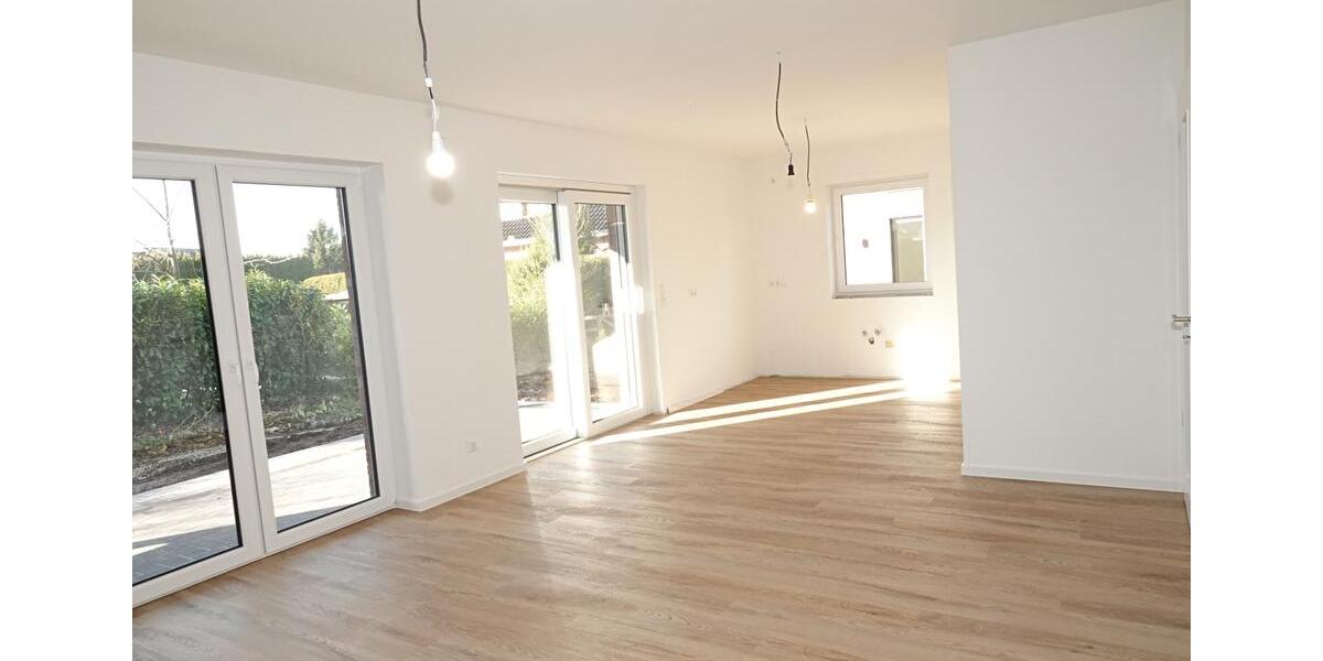 Erdgeschoßwohnung Wiesmoor - 3 Zimmer, 99 m&sup2;, 1.095&euro; | Angebot:24862195