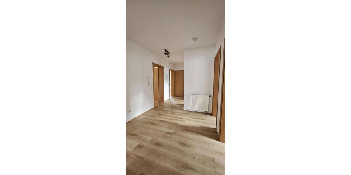 Etagenwohnung Wassertrüdingen - 3 Zimmer, 88 m&sup2;, 670&euro; | Angebot:26005740