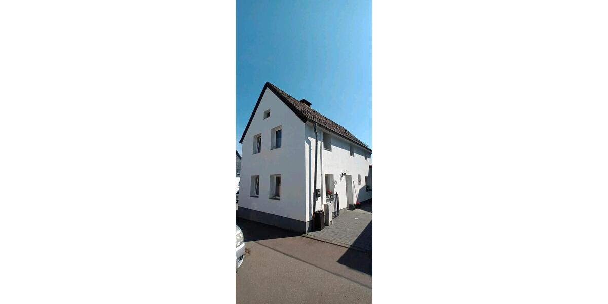 Einfamilienhaus Blankenheim - 3 Zimmer, 82 m&sup2;, 875&euro; | Angebot:24842317