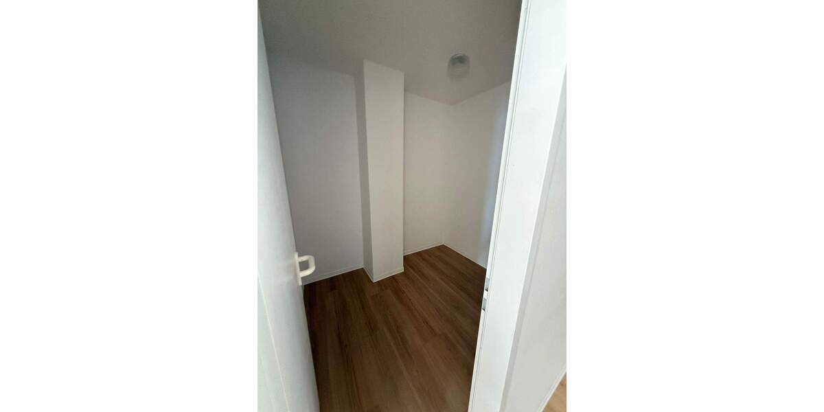 Etagenwohnung Kabelsketal Großkugel - 4 Zimmer, 114 m&sup2;, 805&euro; | Angebot:25998345