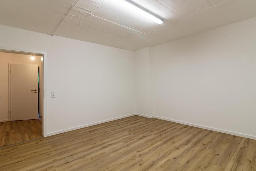 Renovierte 2-Zimmer Wohnung in ruhiger Lage von Pellingen 2 zimmer
