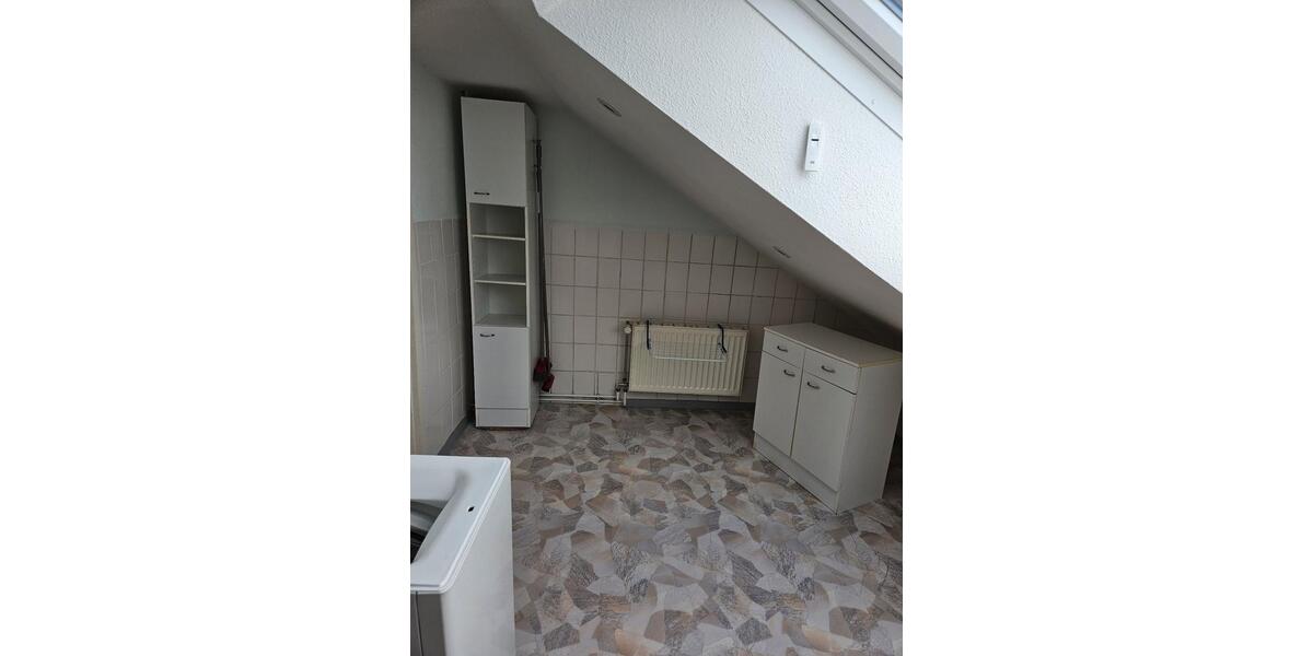 Dachgeschoßwohnung Bautzen - 2 Zimmer, 64 m&sup2;, 400&euro; | Angebot:25613078