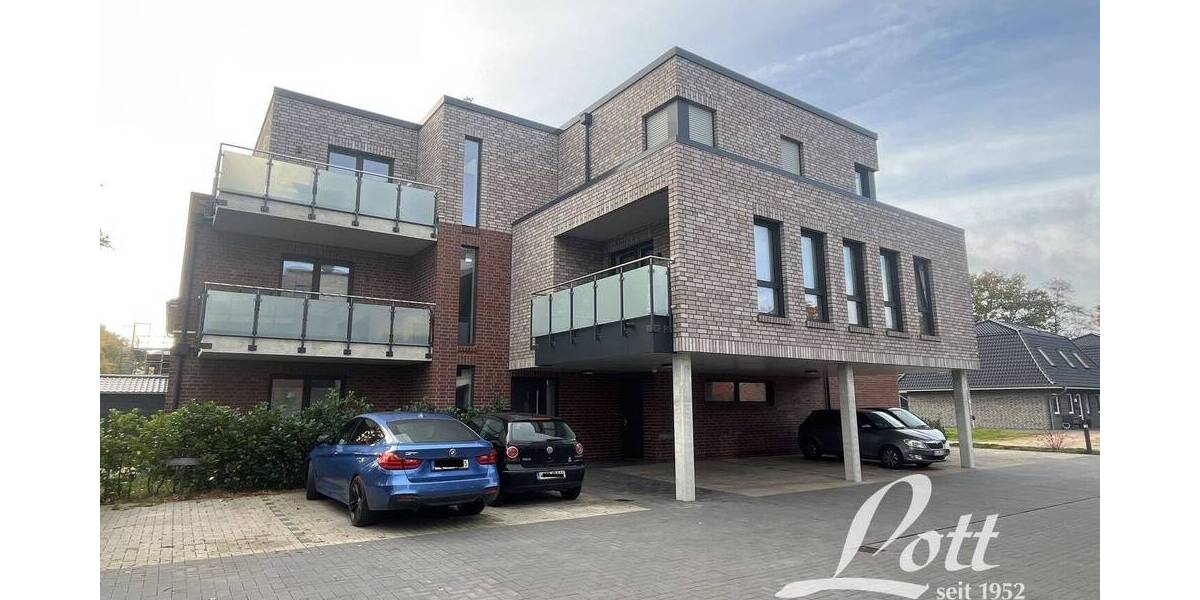 **Neuwertige Oberwohnung mit Balkon!** 3 zimmer