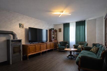 Wohnung Plauen Altstadt - 5 Zimmer, 130 m&sup2;, 1.200&euro; | Angebot:25307268