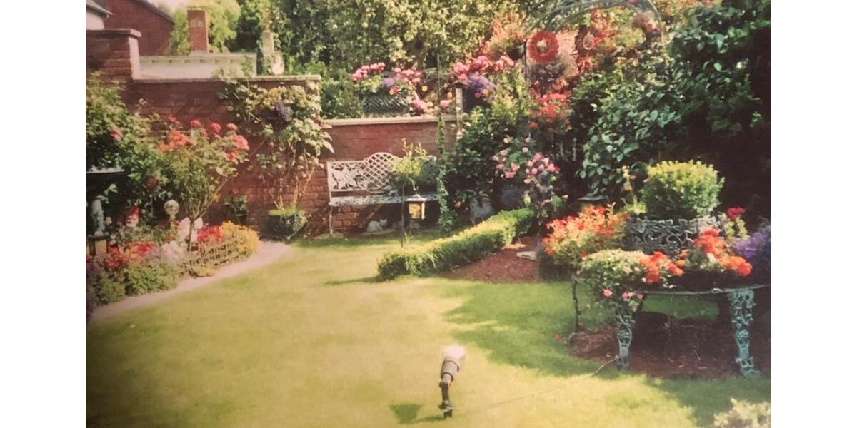 Erdgeschoßwohnung Mönchengladbach Nord - 3 Zimmer, 90 m&sup2;, 1.250&euro; | Angebot:24680679