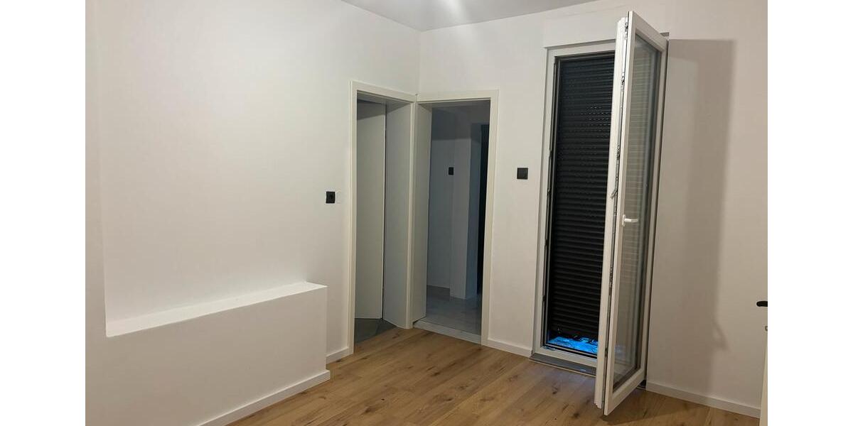 Erdgeschoßwohnung Brilon - 4 Zimmer, 108 m&sup2;, 1.250&euro; | Angebot:26097236