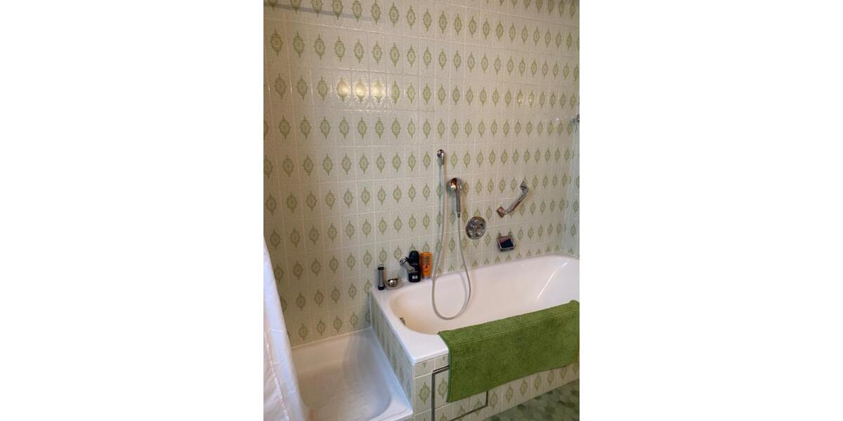 4 Zi. Wohnung mit Garten und Garage zu vermieten 4 zimmer