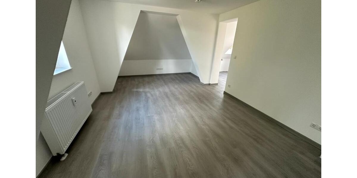 Dachgeschoßwohnung Grabow - 1 Zimmer, 35 m&sup2;, 350&euro; | Angebot:22981746