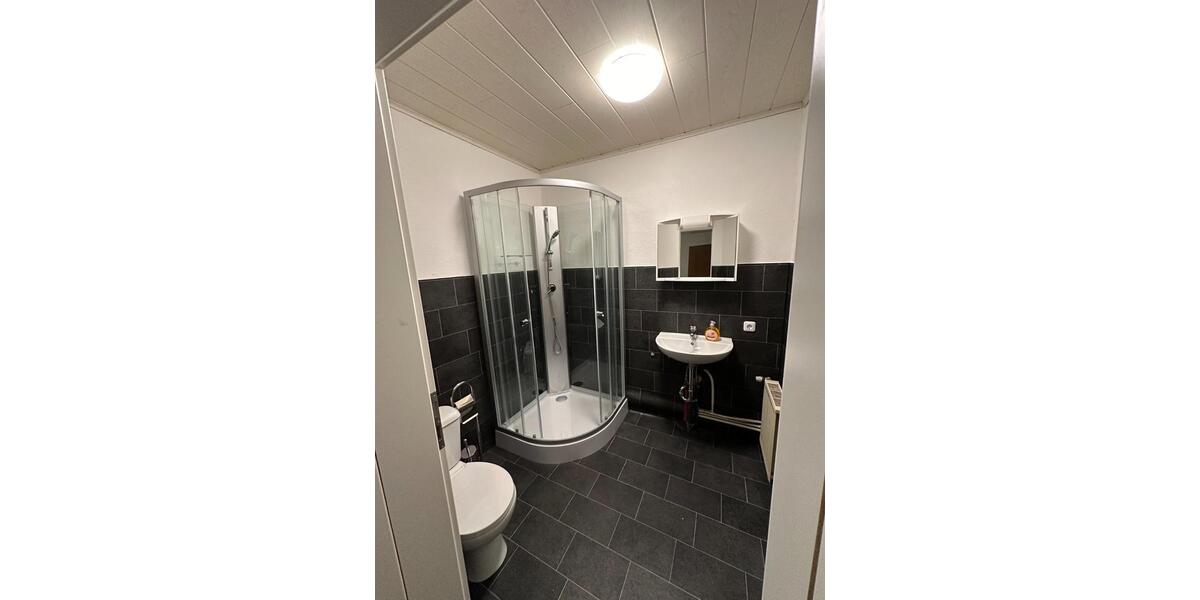 Wohnen auf Zeit Spelle - 8 Zimmer, 330 m&sup2;, 16&euro; | Angebot:22099991