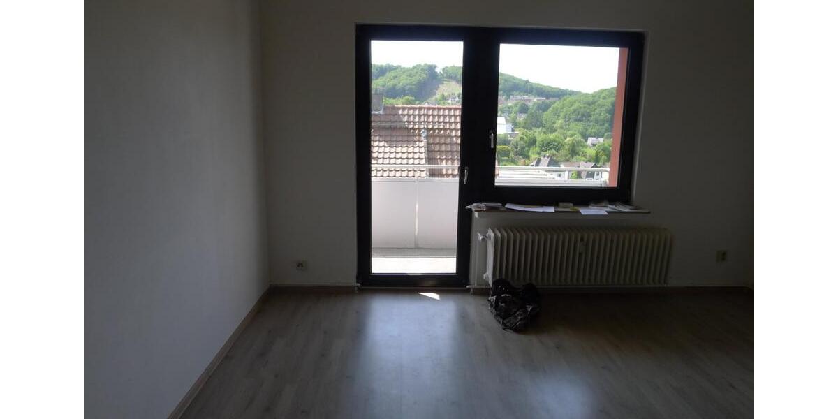 Erdgeschoßwohnung Altena - 4 Zimmer, 79 m&sup2;, 337&euro; | Angebot:22057280