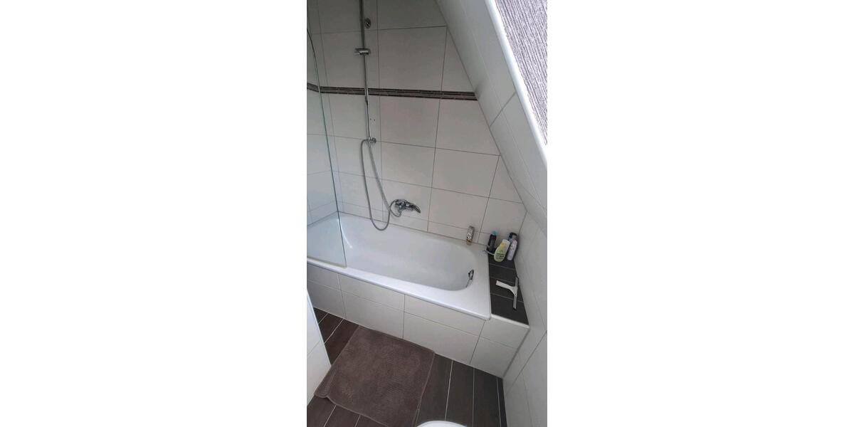 Wohnen auf Zeit Wallenhorst - 6 Zimmer, 150 m&sup2;, 300&euro; | Angebot:26432764