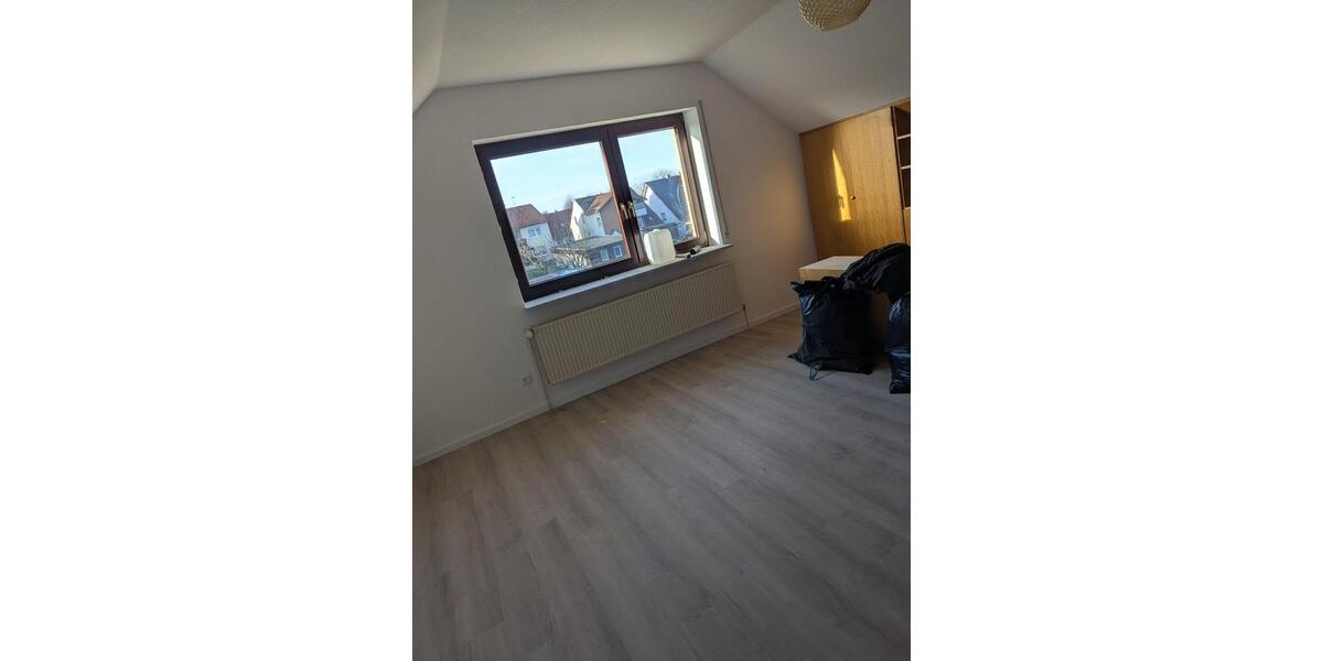 Einfamilienhaus Schlangen - 5 Zimmer, 140 m&sup2;, 1.550&euro; | Angebot:25852722