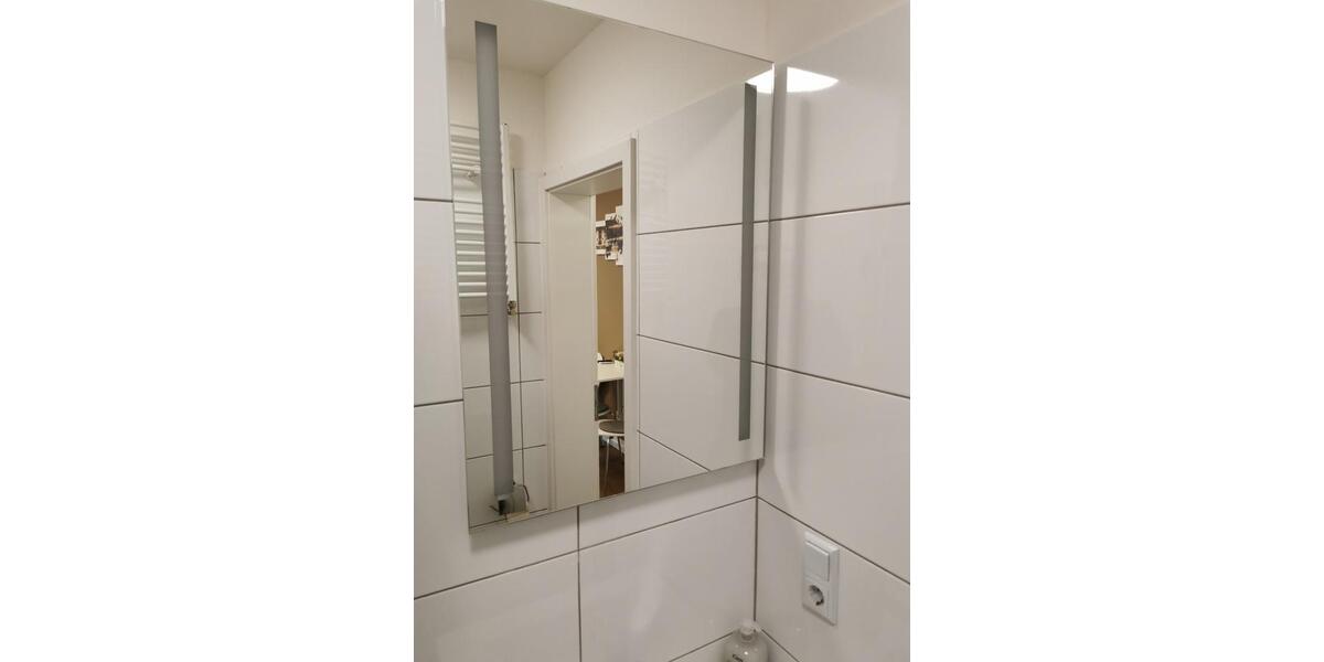 Wohnen auf Zeit Düsseldorf Oberbilk - 1 Zimmer, 24 m&sup2;, 1.200&euro; | Angebot:25751794