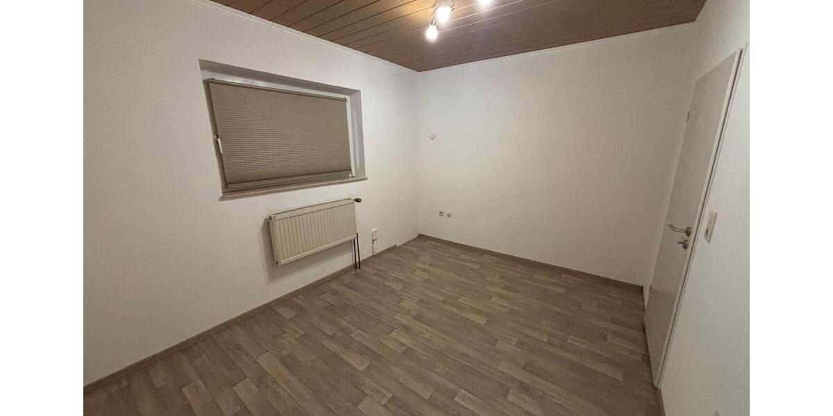 Erdgeschoßwohnung Westoverledingen - 2 Zimmer, 65 m&sup2;, 740&euro; | Angebot:25822436