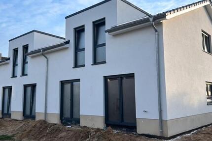 Neubau - Modernes Doppelhaus 5 Zimmer in Burgwedel OT Wettmar 5 zimmer