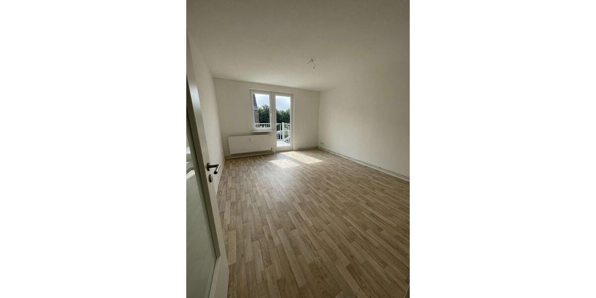 4-Zimmerwohnung mit EBK ab 01.11.2025 4 zimmer