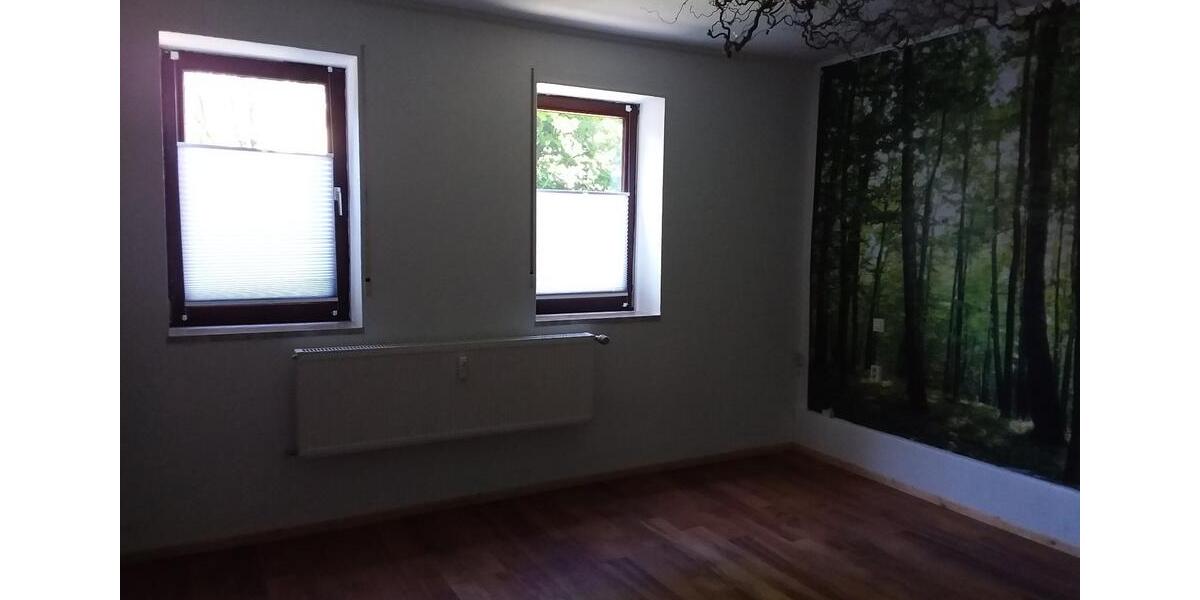 Erdgeschoßwohnung Uslar - 3 Zimmer, 120 m&sup2;, 650&euro; | Angebot:25869737