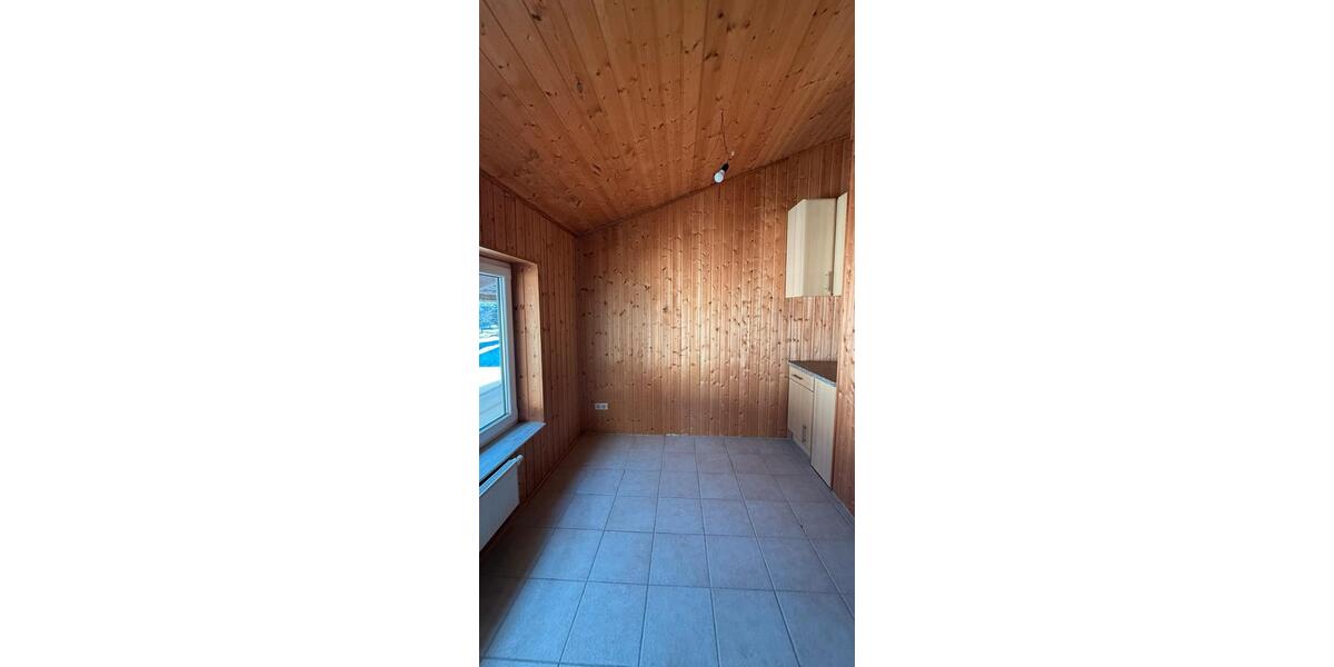 Dachgeschoßwohnung Mossautal - 3 Zimmer, 80 m&sup2;, 950&euro; | Angebot:24711598