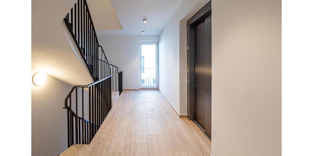 Einfamilienhaus München Trudering-Riem - 2.5 Zimmer, 125 m&sup2;, 3.650&euro; | Angebot:22924697