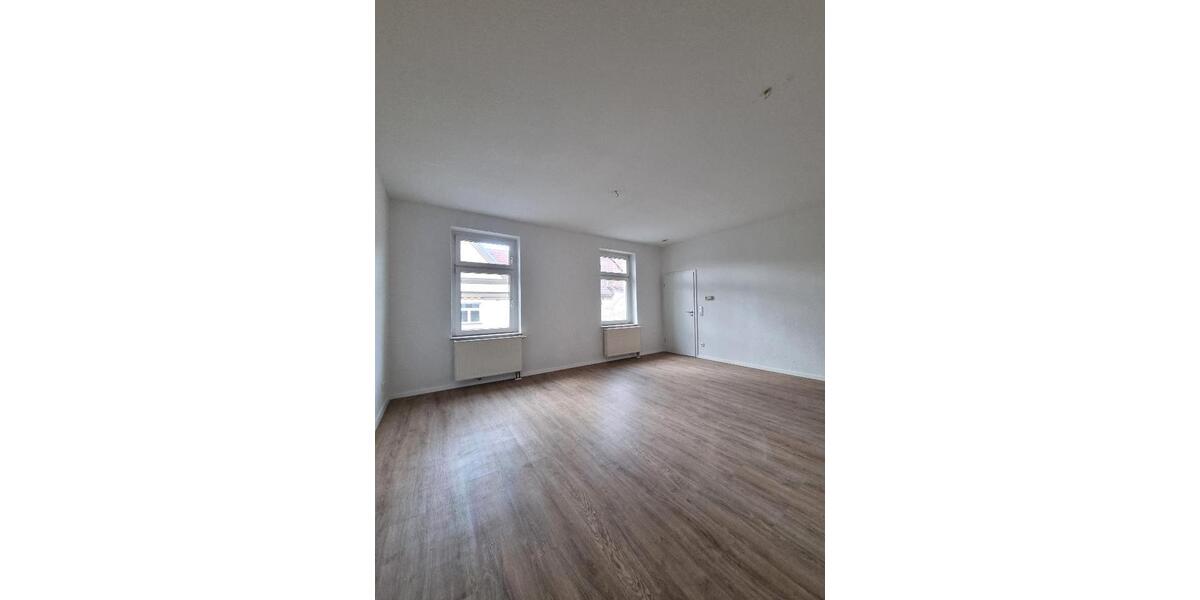 Etagenwohnung Köthen (Anhalt) - 2 Zimmer, 70 m&sup2;, 300&euro; | Angebot:25977963