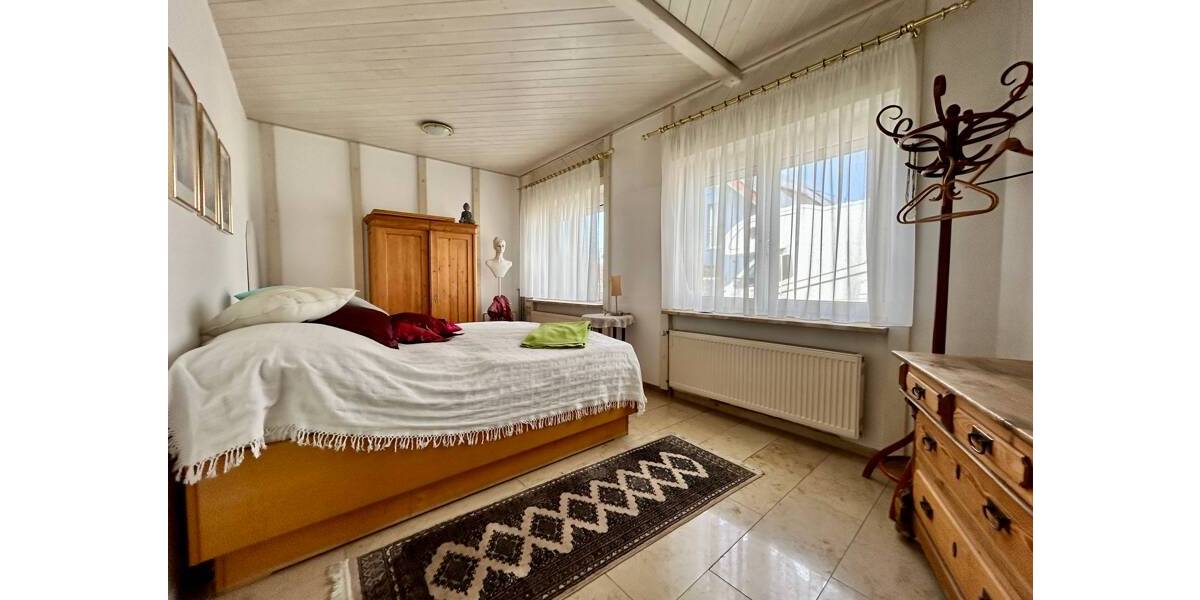 Einfamilienhaus Wehr - 2 Zimmer, 90 m&sup2;, 1.020&euro; | Angebot:26641688