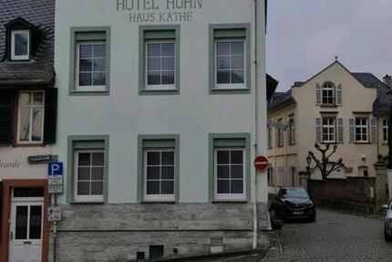 Zimmer mit eigenem Bad in ehemaligem Hotel zu vermieten 1 zimmer