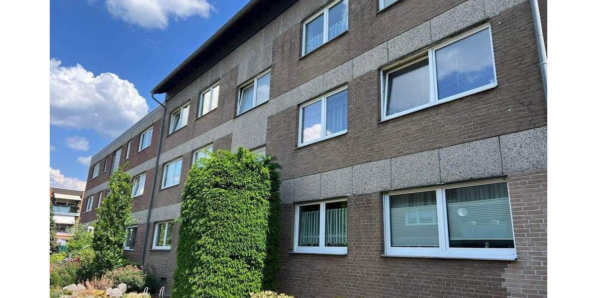 SCHÖN AUSGESTATTETES APPARTMENT MIT EINBAUKÜCHE UND BALKON IN NEUSS-HOLZHEIM 1 zimmer