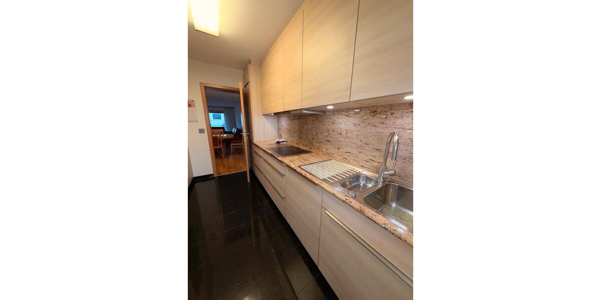 Etagenwohnung Kornwestheim - 4 Zimmer, 120 m&sup2;, 1.700&euro; | Angebot:26615319