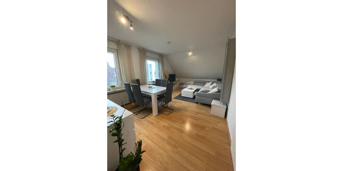 3 Zimmer Dachgeschoss-Wohnung 3 zimmer