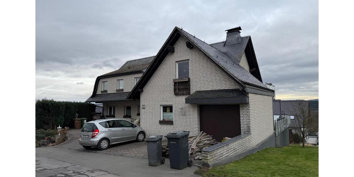 Erdgeschoßwohnung Sundern (Sauerland) - 4 Zimmer, 166 m&sup2;, 1.300&euro; | Angebot:24654472