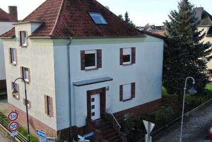 Haus Gardelegen - 7 Zimmer, 200 m&sup2;, 1.500&euro; | Angebot:19964696