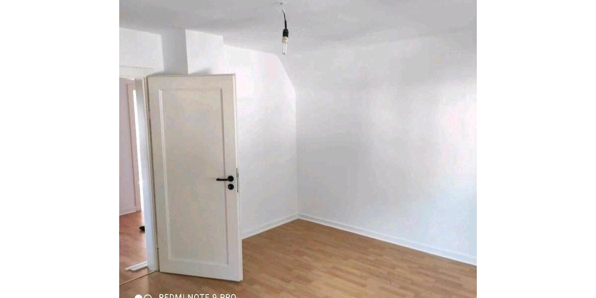 Etagenwohnung Gießen Anneröder Siedlung - 3 Zimmer, 100 m&sup2;, 900&euro; | Angebot:26490273